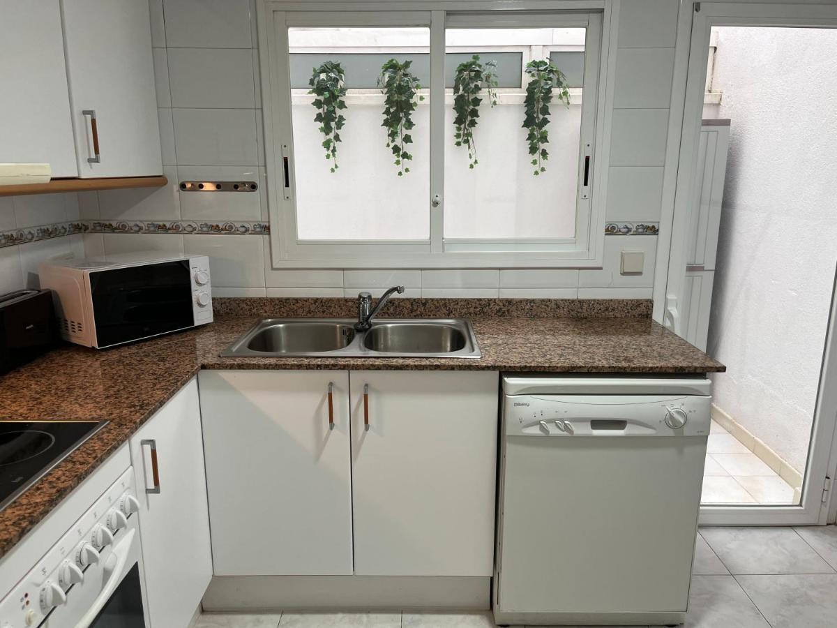 Amplio Apartamento Con Acceso Directo A Piscina Platja d'Aro Luaran gambar