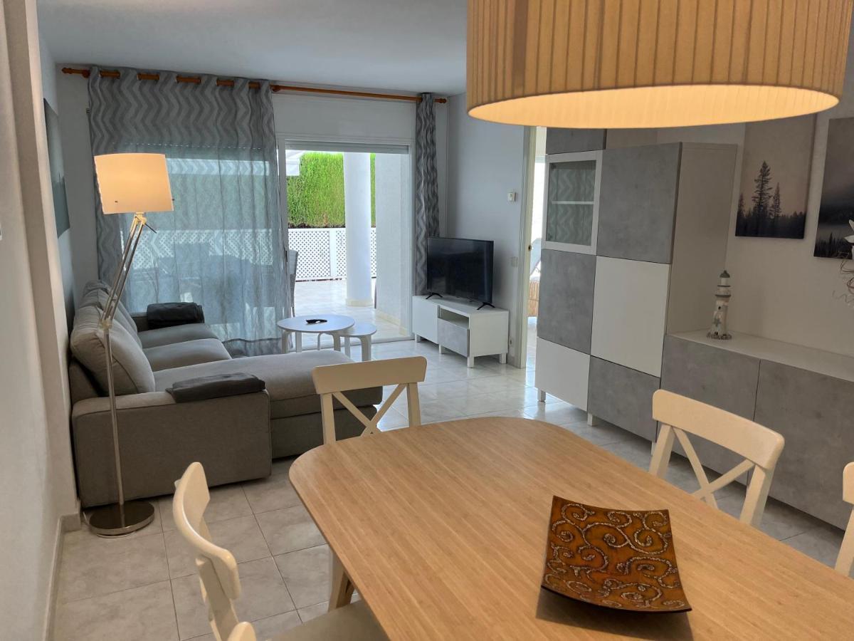 Amplio Apartamento Con Acceso Directo A Piscina Platja d'Aro Luaran gambar